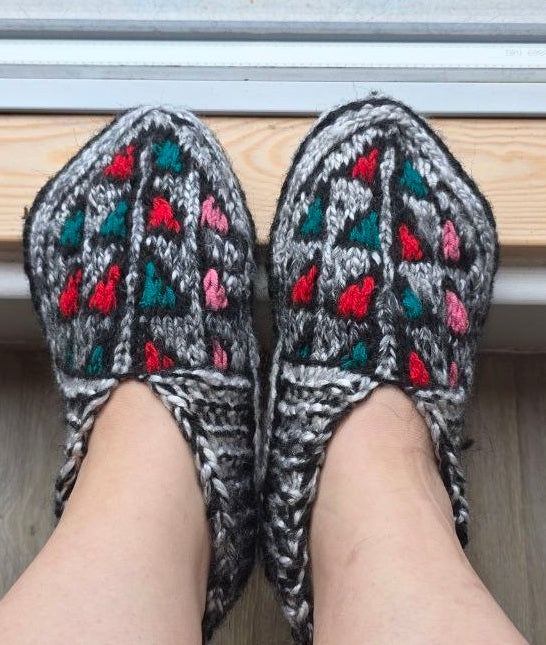 Handmade Wool Slippers – Limited Pattern Edition Model 10 "Gray"