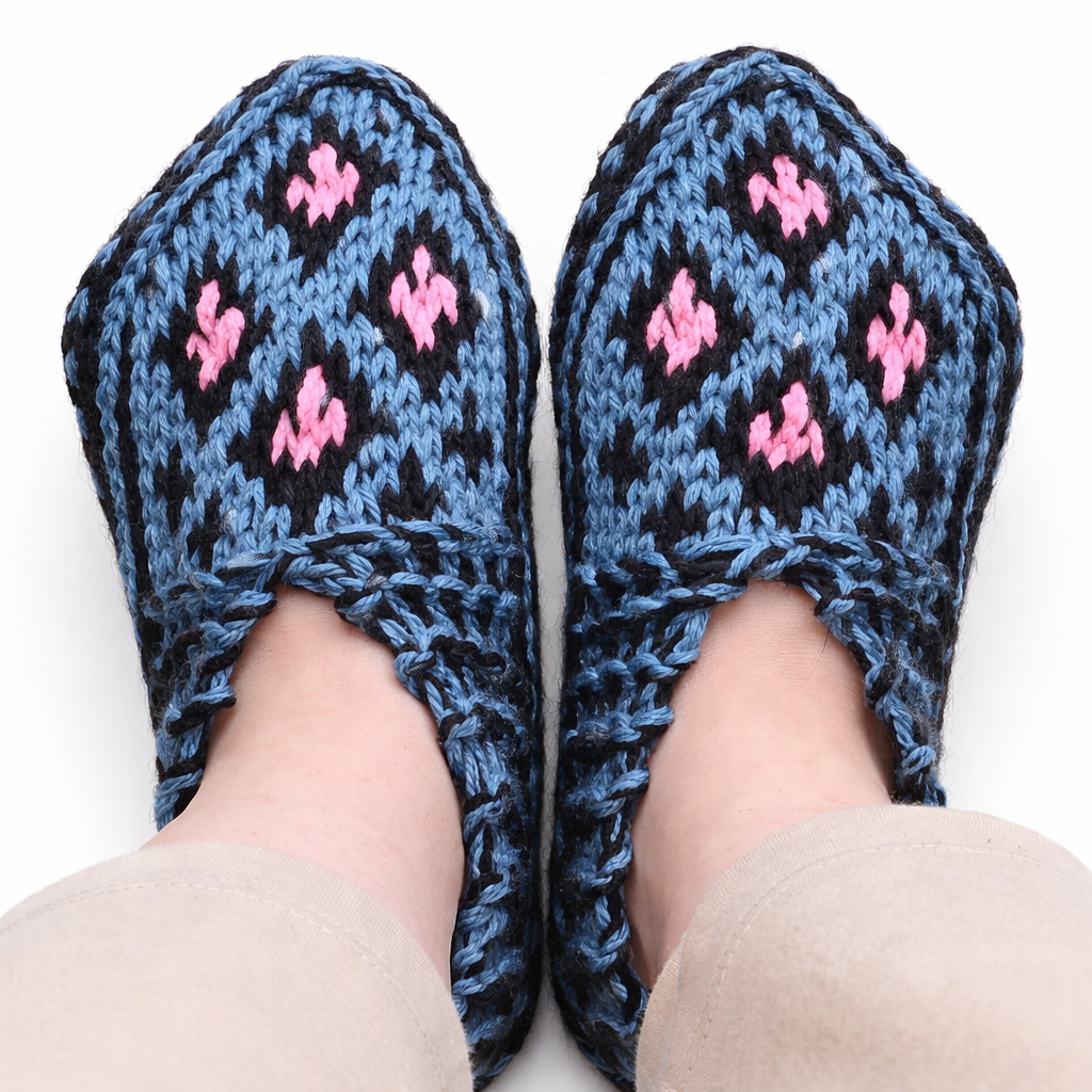 Handmade Wool Slippers – Limited Pattern Edition Model 3 "Blue"