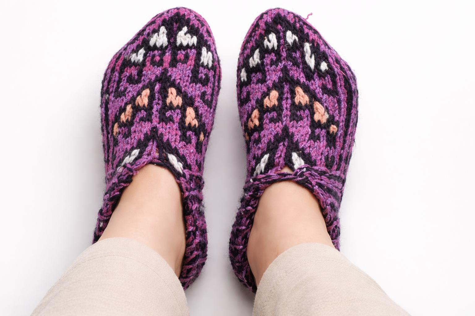 Handmade Wool Slippers – Limited Pattern Edition Model 5 "Purple"