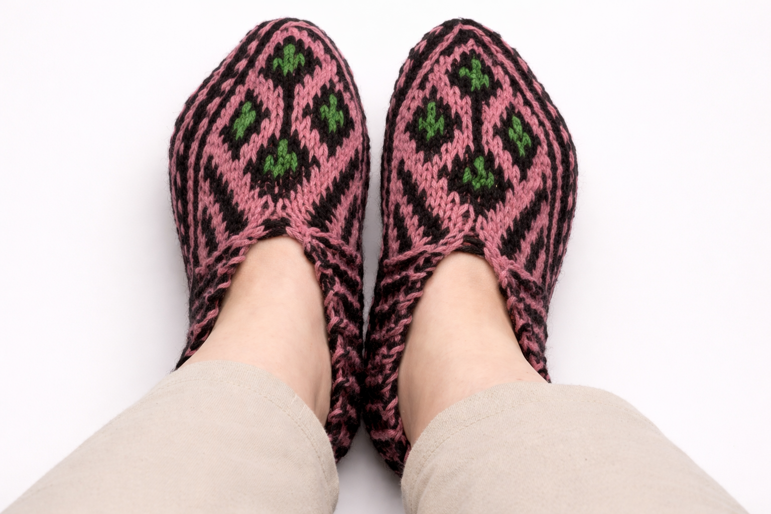 Handmade Wool Slippers – Limited Pattern Edition Model 6 "Pink"